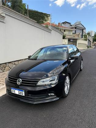 VOLKSWAGEN JETTA 2.0 TSI HIGHLINE 211CV GASOLINA 4P TIPTRONIC